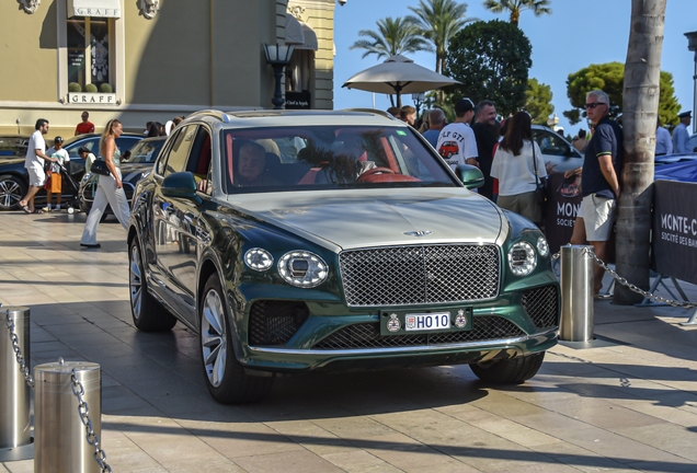 Bentley Bentayga Hybrid 2021