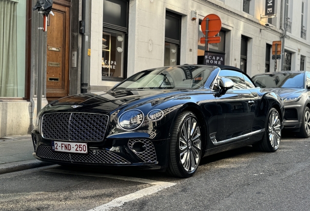 Bentley Continental GTC V8 2020 Mulliner