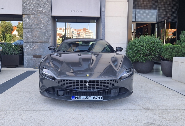 Ferrari Roma Spider