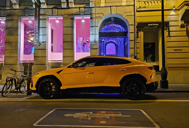 Lamborghini Urus