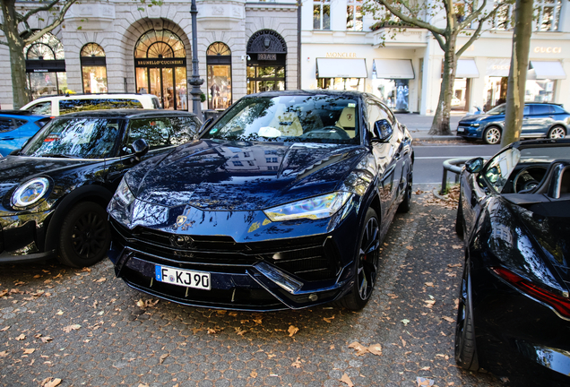 Lamborghini Urus S