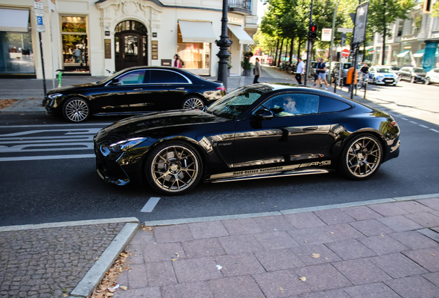 Mercedes-AMG GT 63 C192