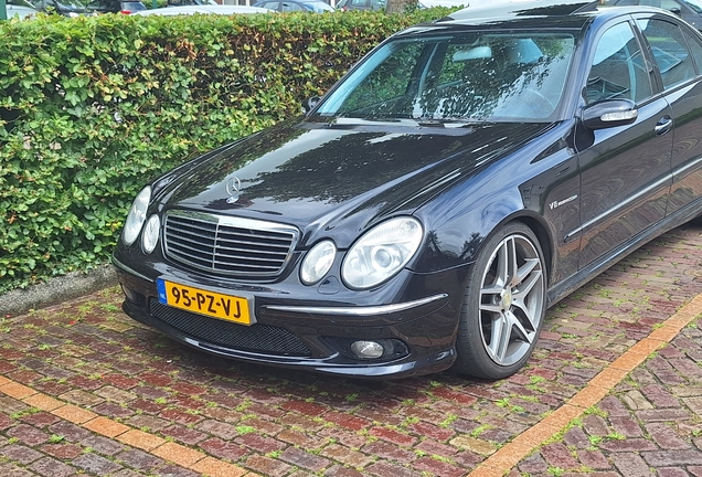 Mercedes-Benz E 55 AMG