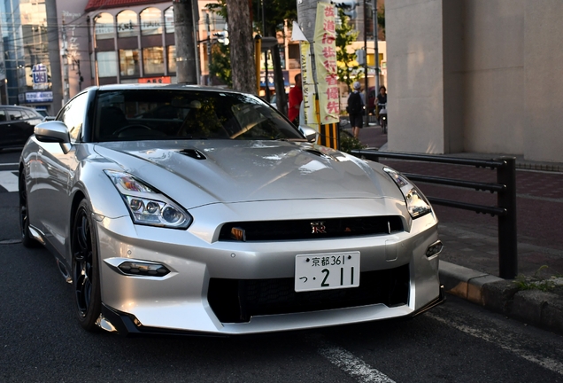 Nissan GT-R 2024