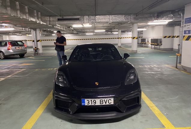 Porsche 718 Cayman GT4