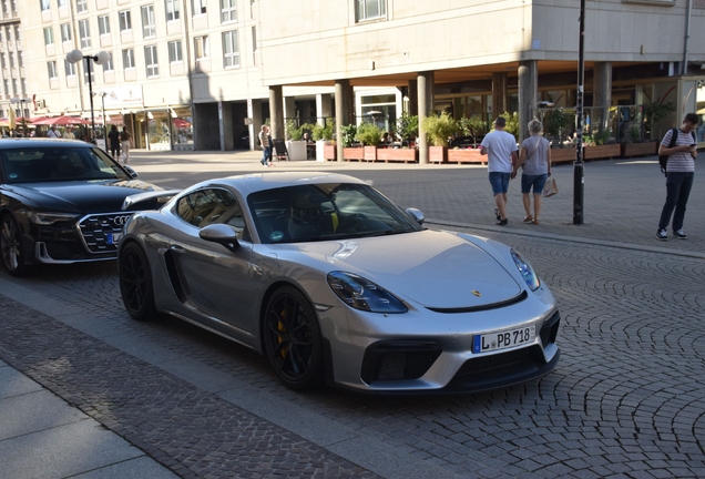 Porsche 718 Cayman GT4