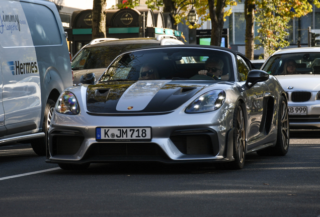 Porsche 718 Spyder RS Weissach Package