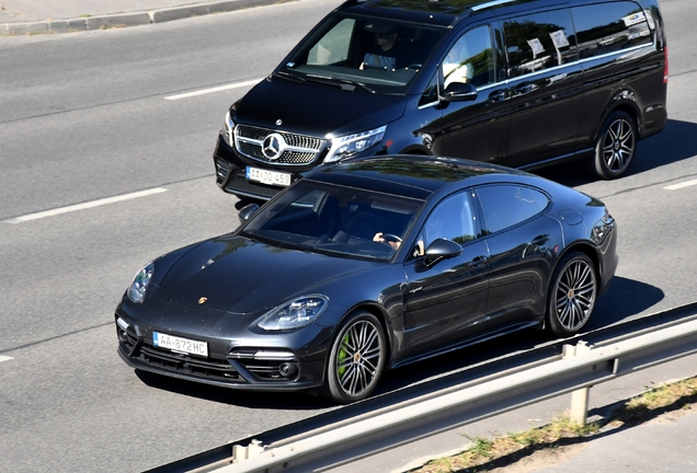 Porsche 971 Panamera Turbo S E-Hybrid