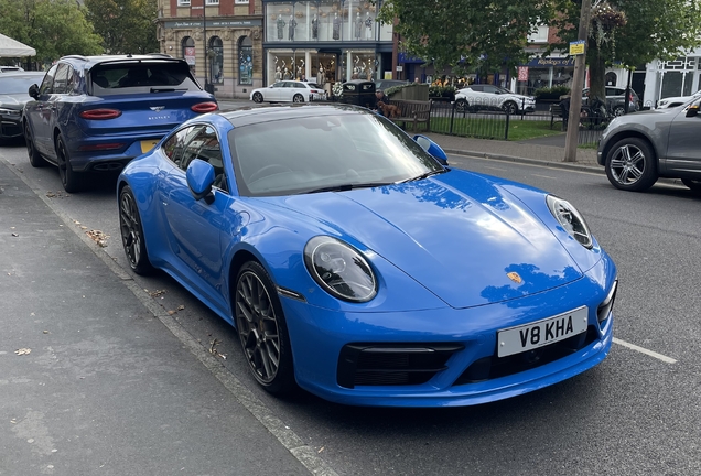 Porsche 992 Carrera 4S