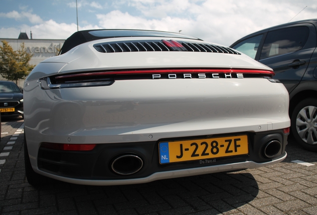 Porsche 992 Carrera 4S Cabriolet