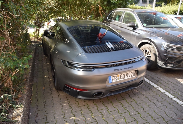 Porsche 992 Carrera GTS