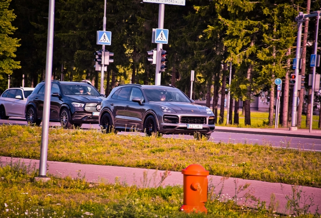 Porsche 9YA Cayenne GTS