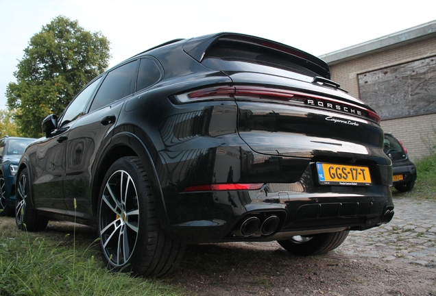 Porsche 9YA Cayenne Turbo E-Hybrid