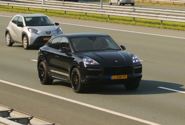 Porsche Cayenne Coupé Turbo S E-Hybrid