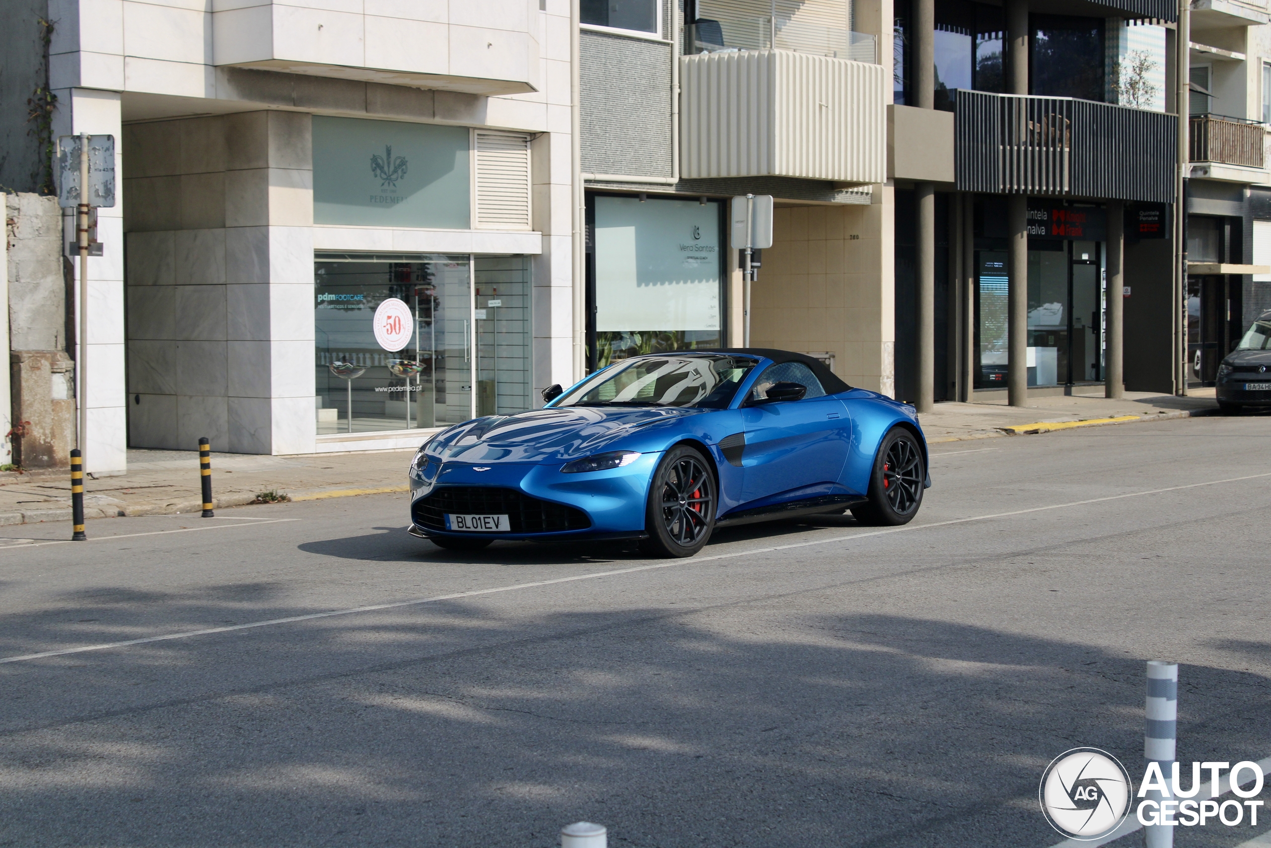 Aston Martin V8 Vantage Roadster 2020