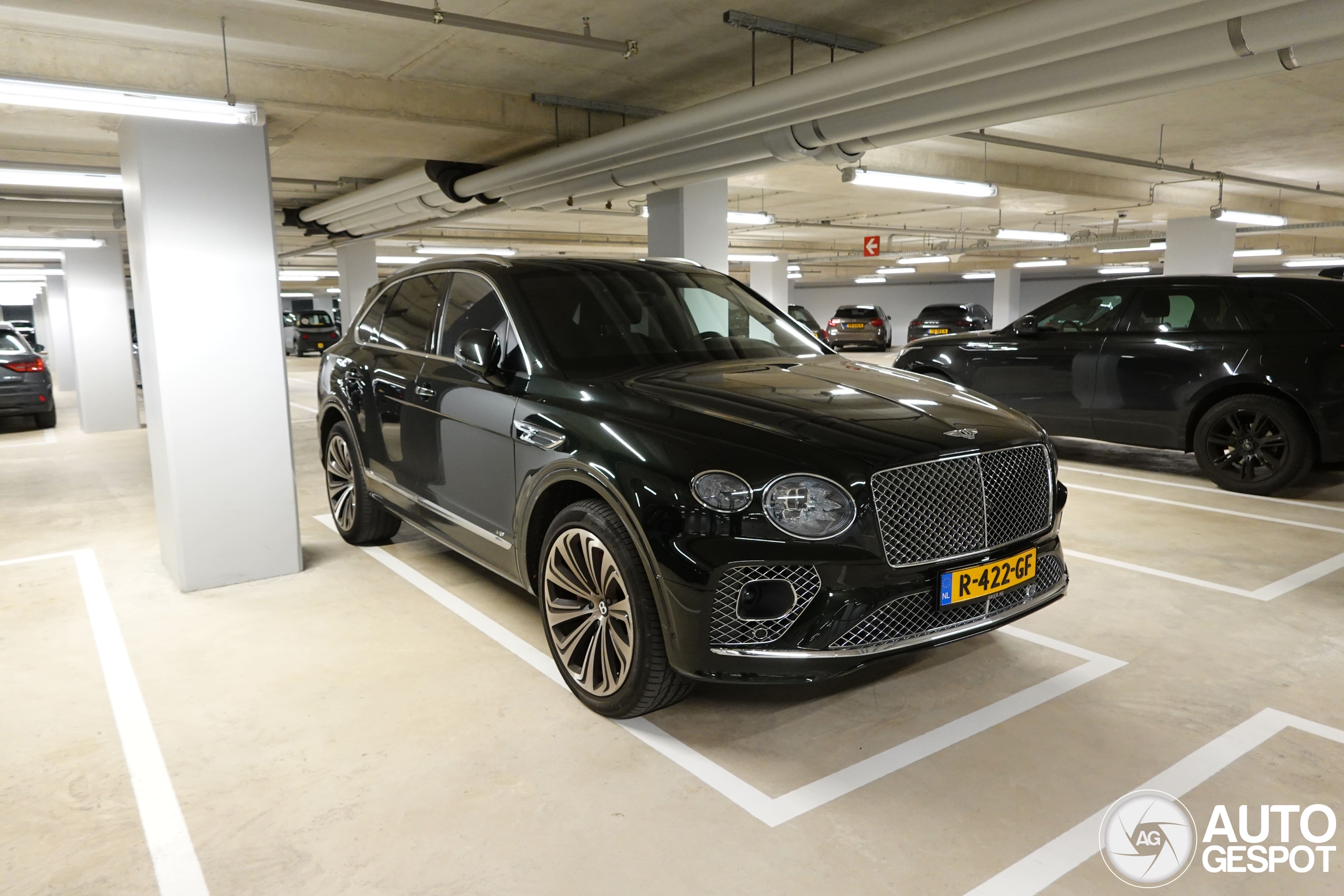 Bentley Bentayga V8 2021