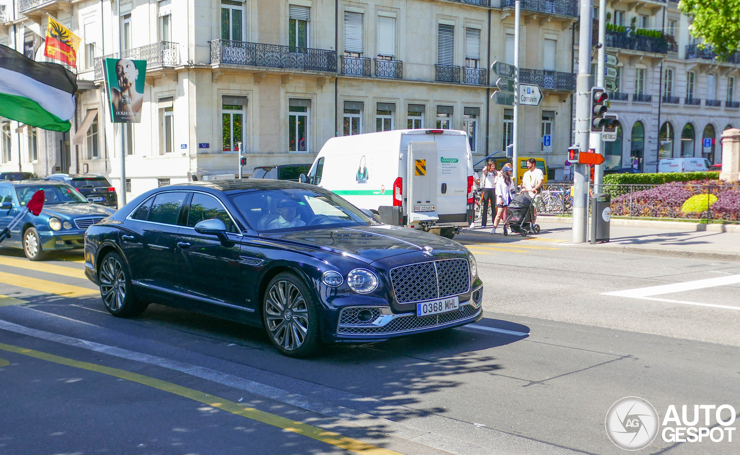 Bentley Flying Spur V8 2022 Mulliner