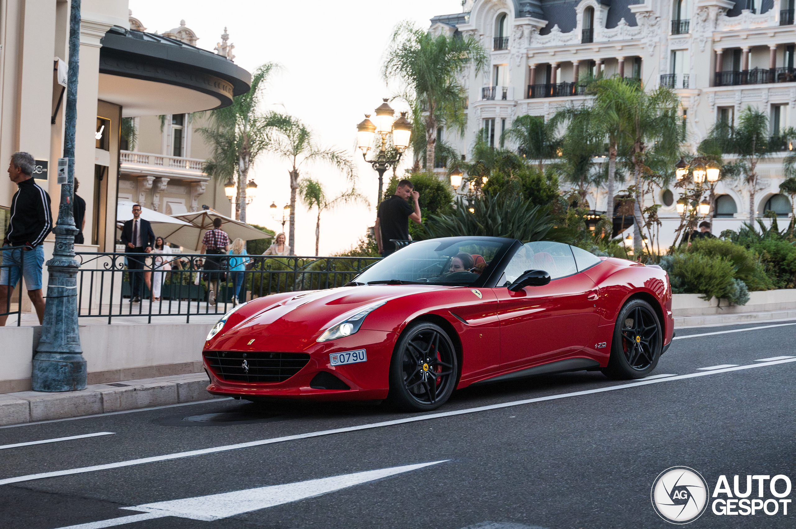 Ferrari California T