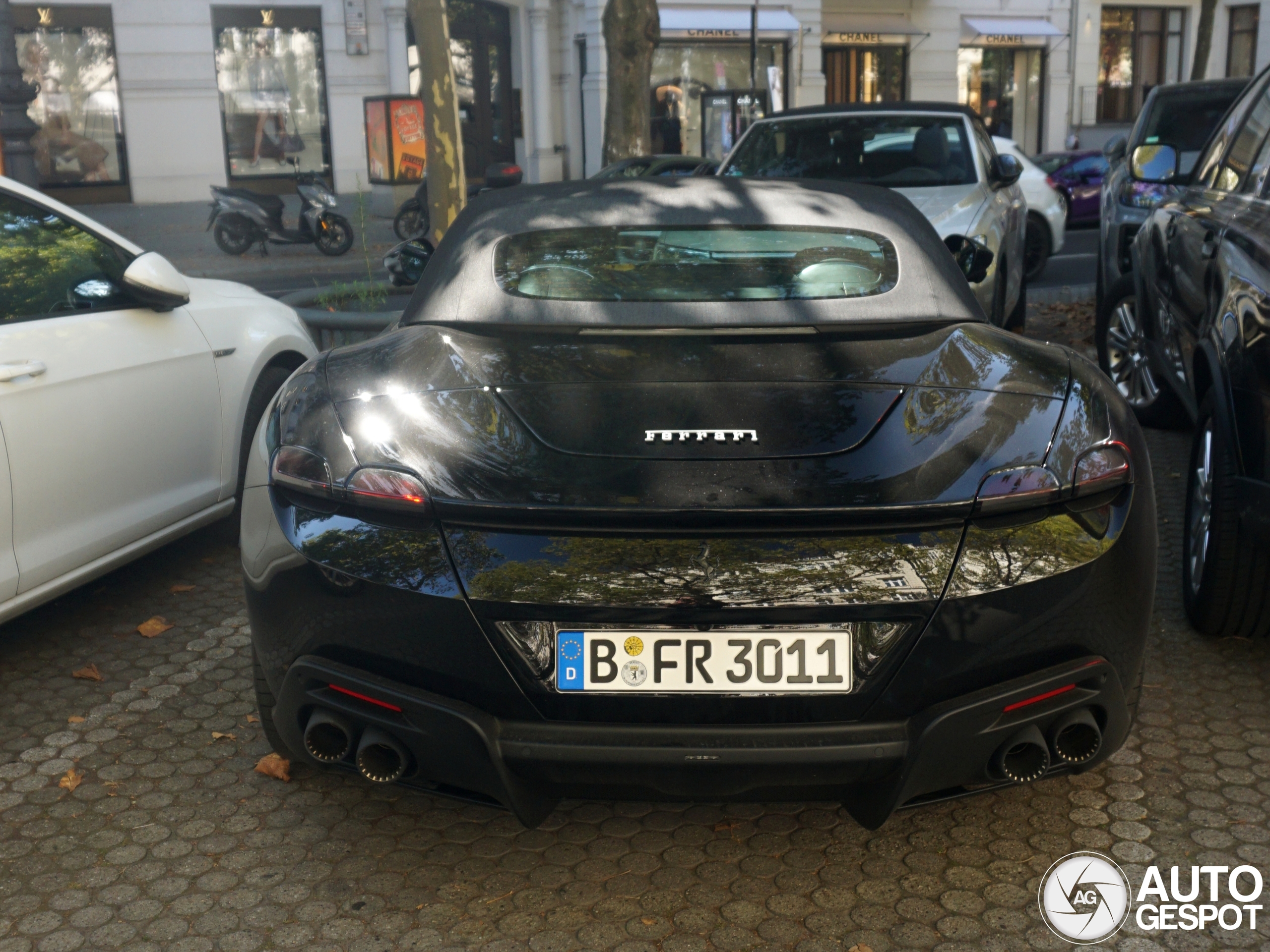 Ferrari Roma Spider