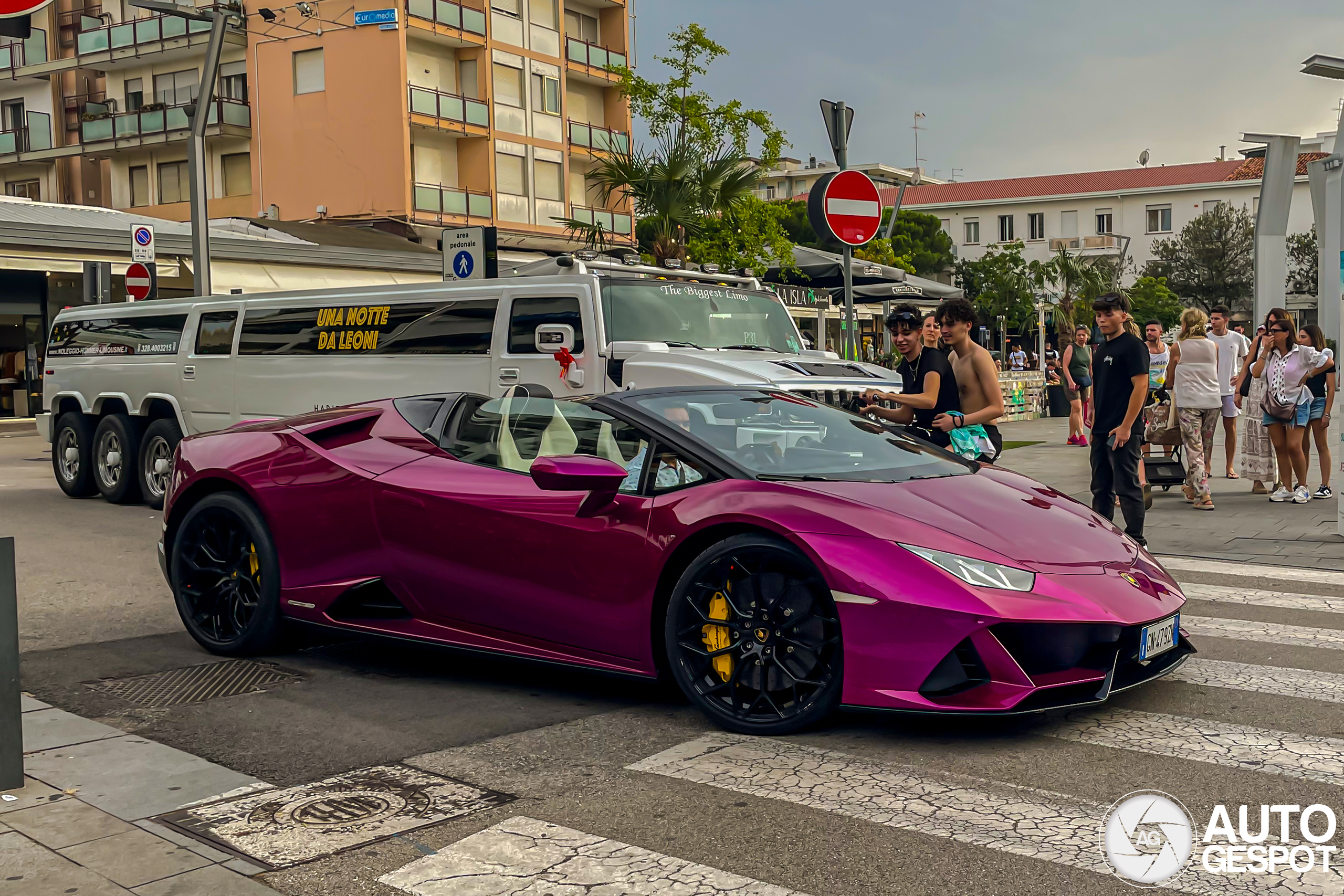 Lamborghini Huracán LP640-4 EVO Spyder