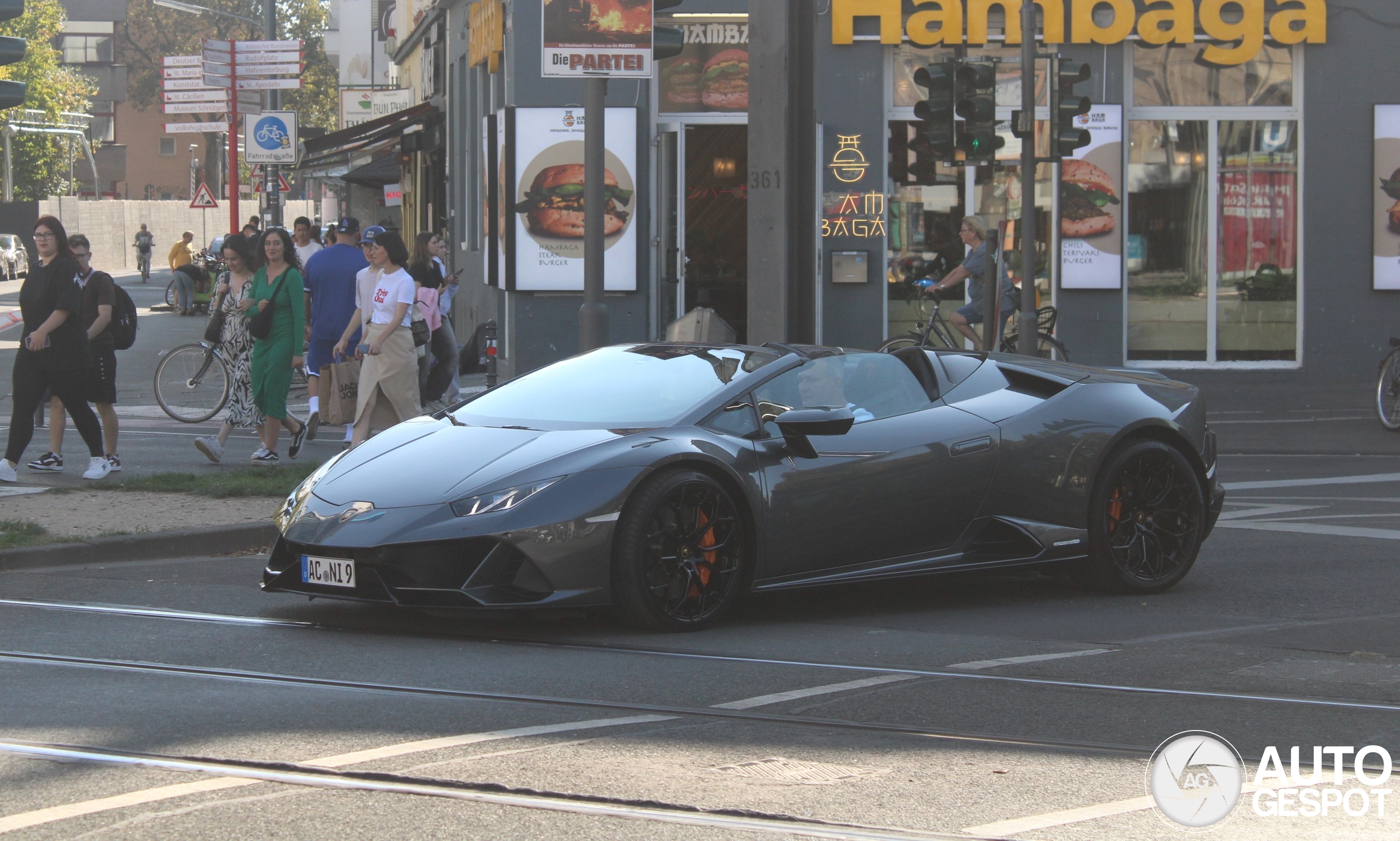 Lamborghini Huracán LP640-4 EVO Spyder