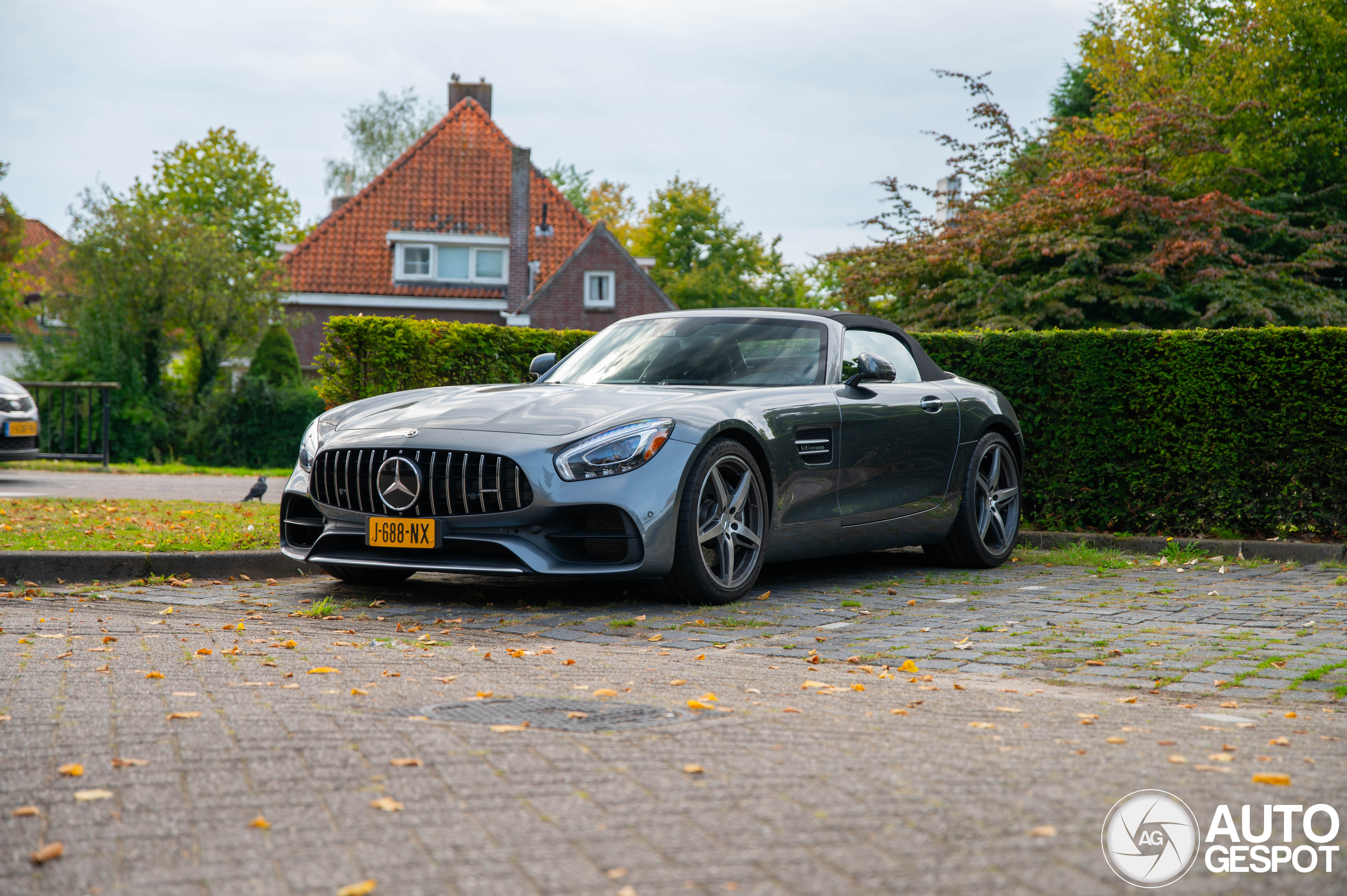 Mercedes-AMG GT Roadster R190