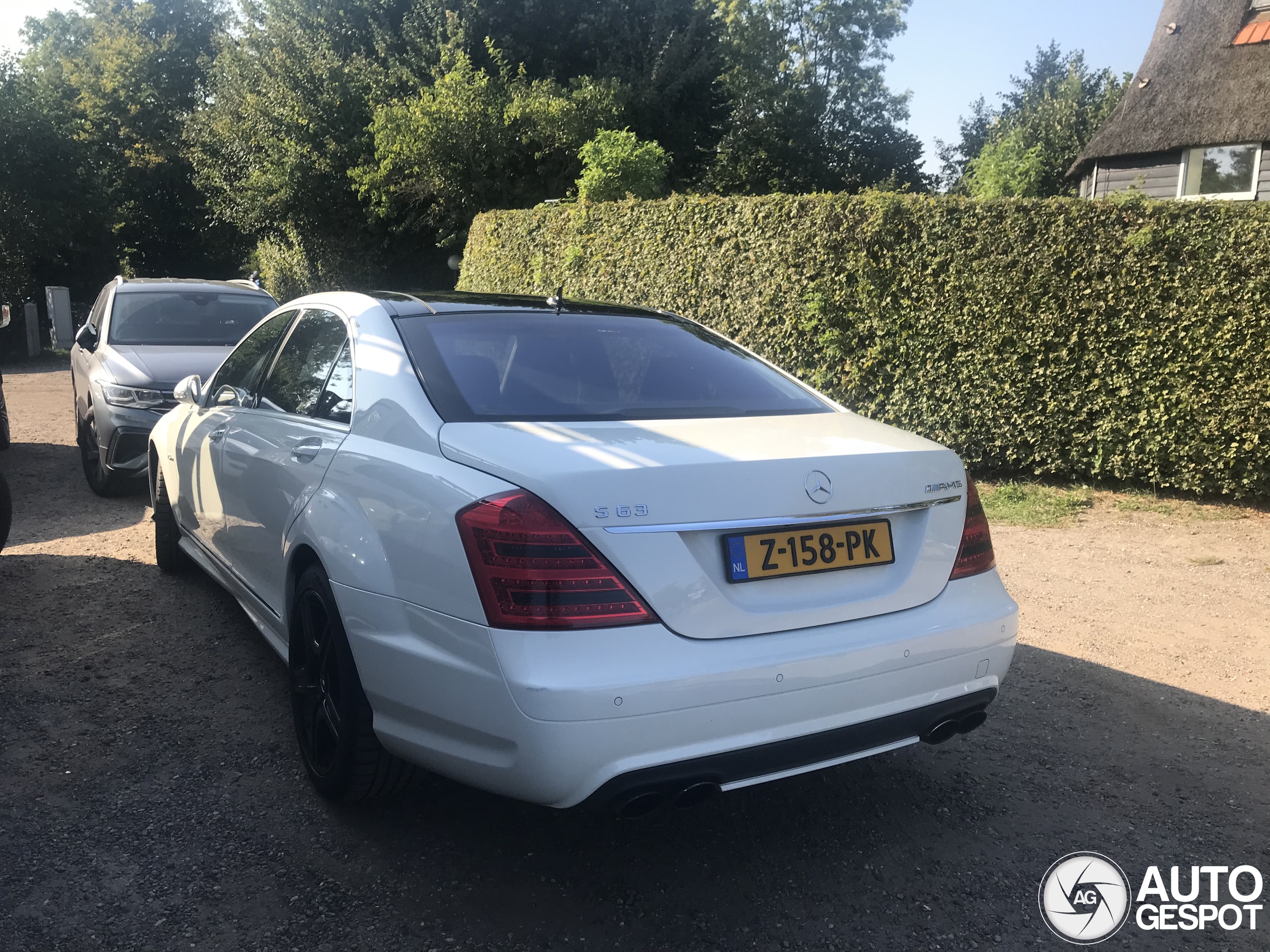 Mercedes-Benz S 63 AMG W221