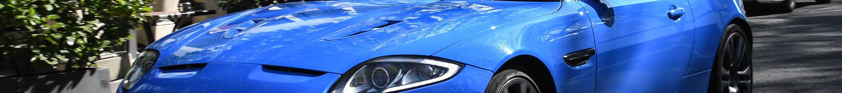 Jaguar XKR-S 2012