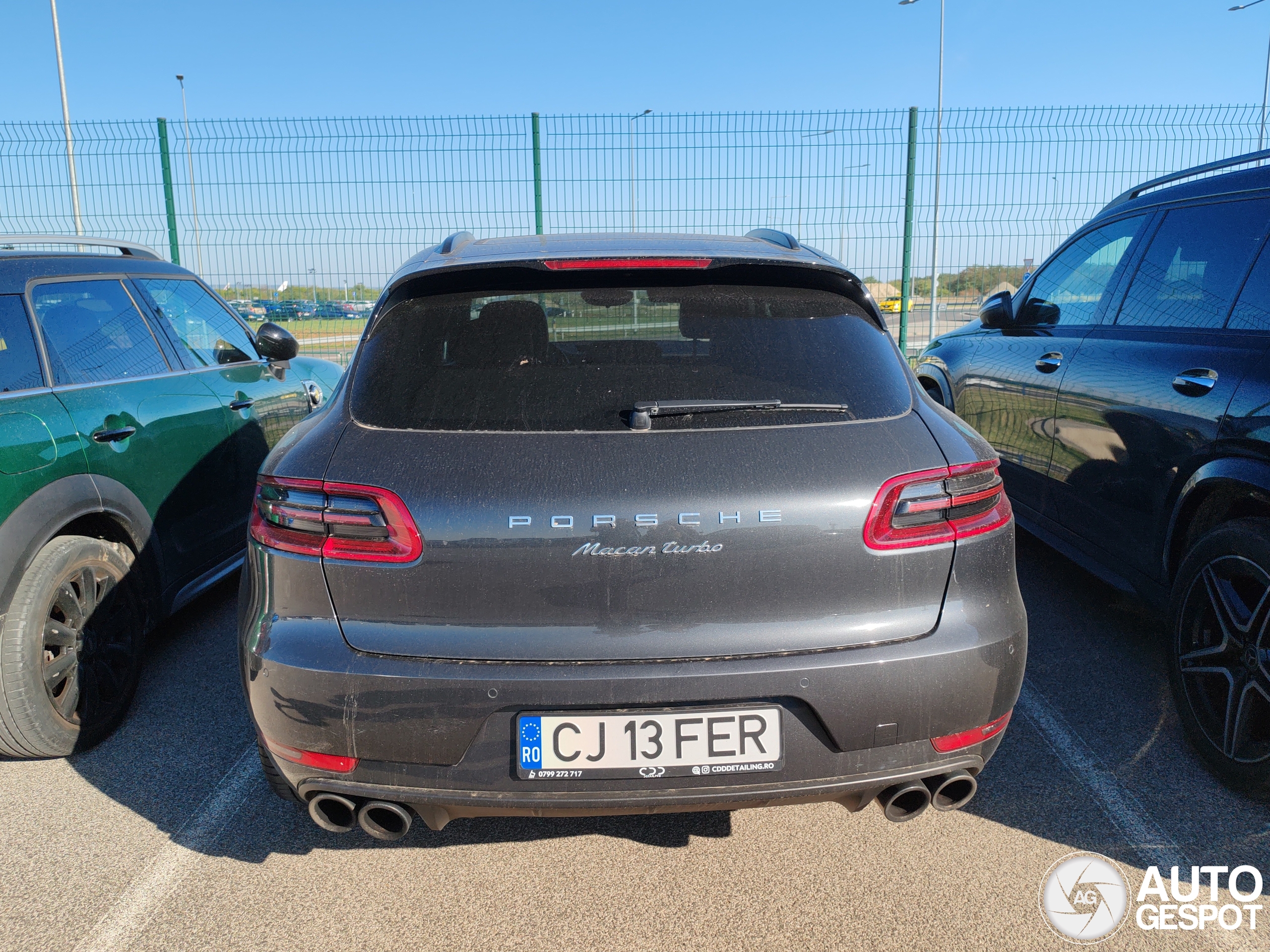 Porsche 95B Macan Turbo