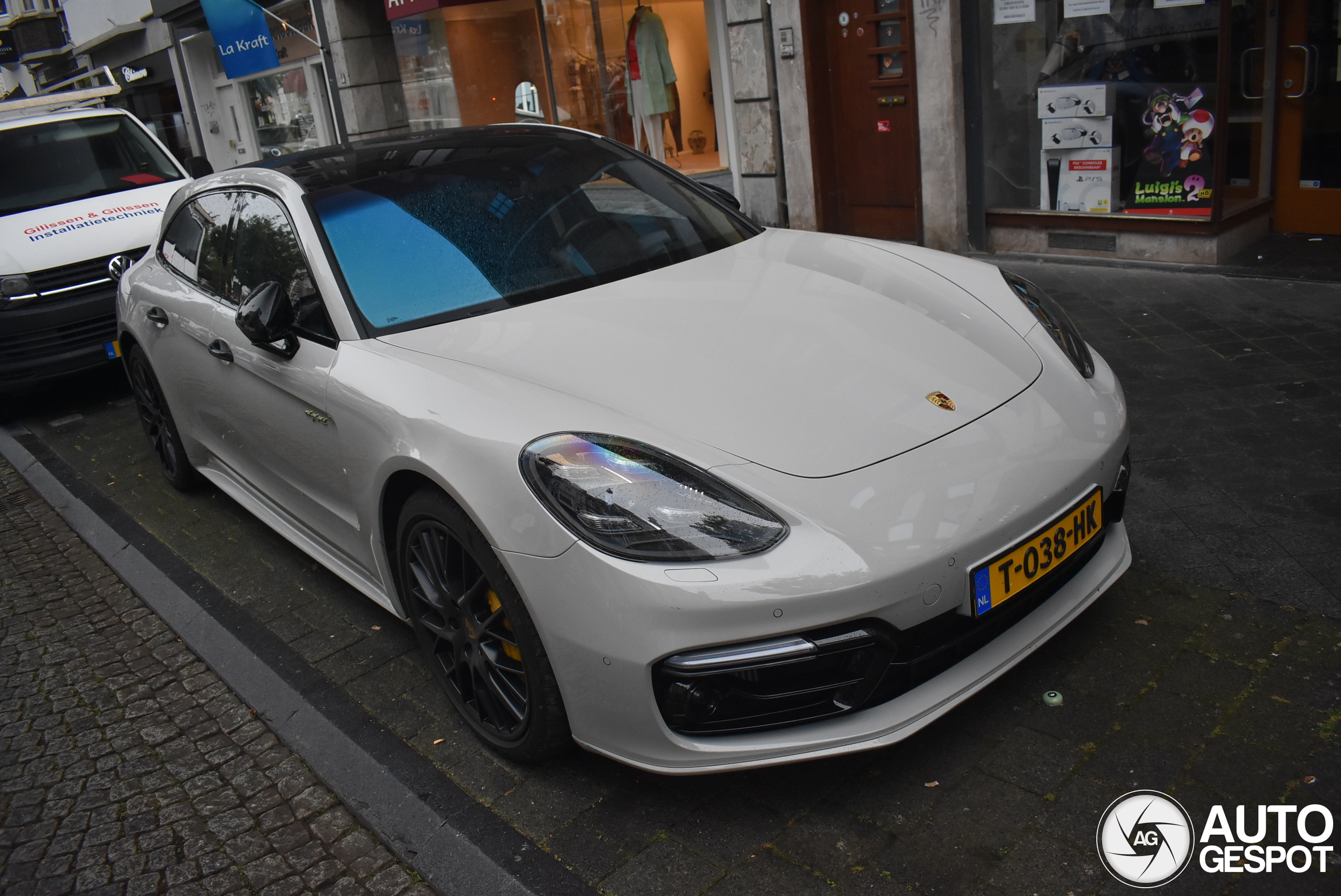 Porsche 971 Panamera Turbo S E-Hybrid