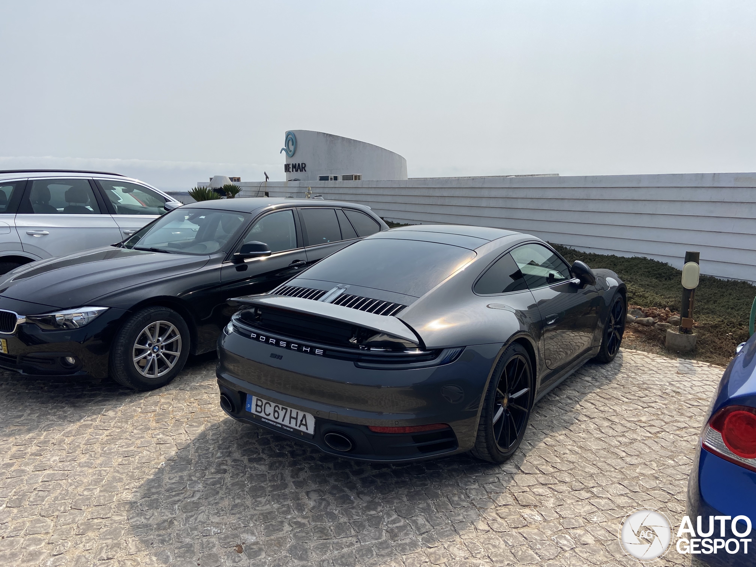 Porsche 992 Carrera 4S