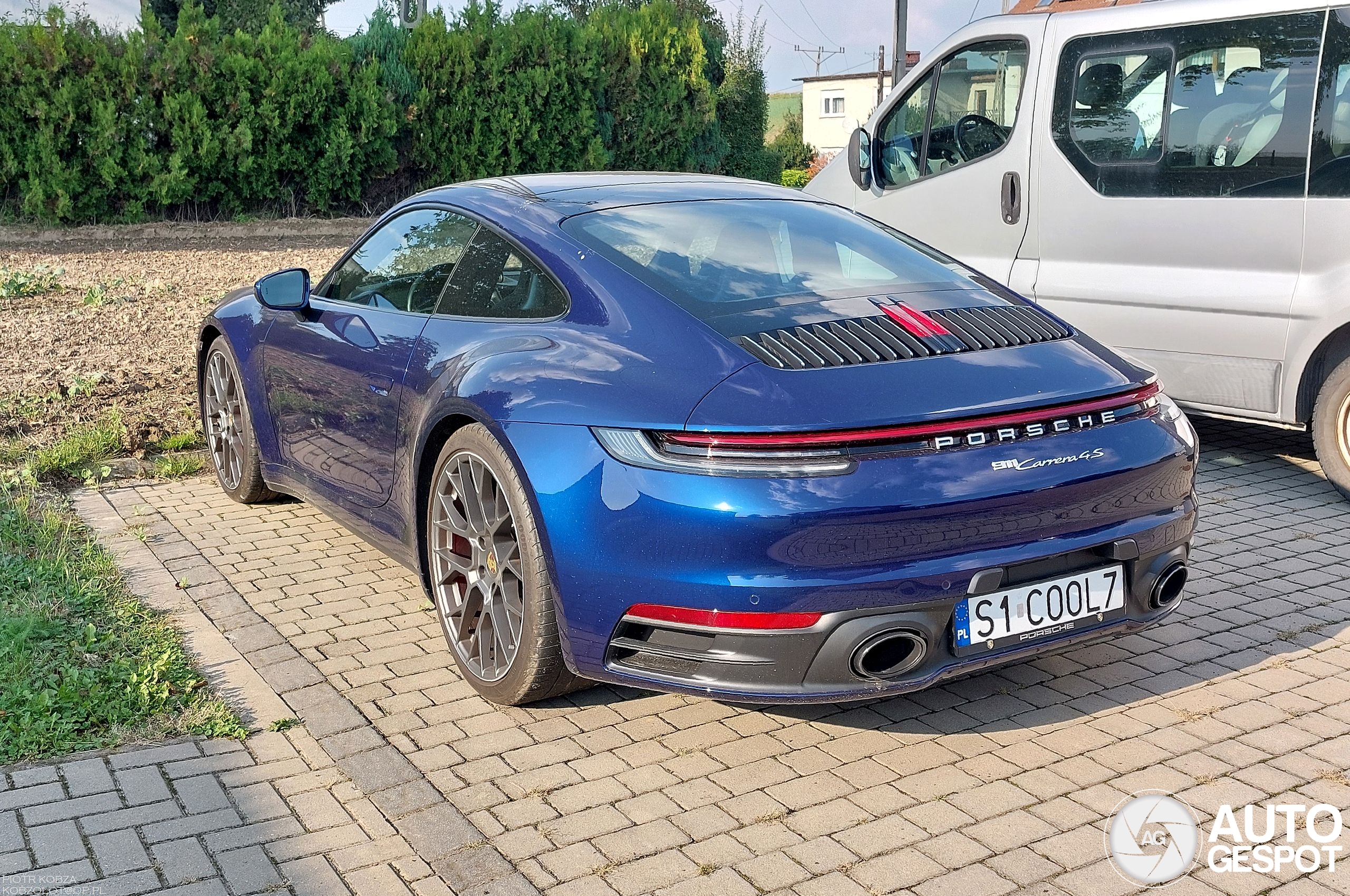 Porsche 992 Carrera 4S