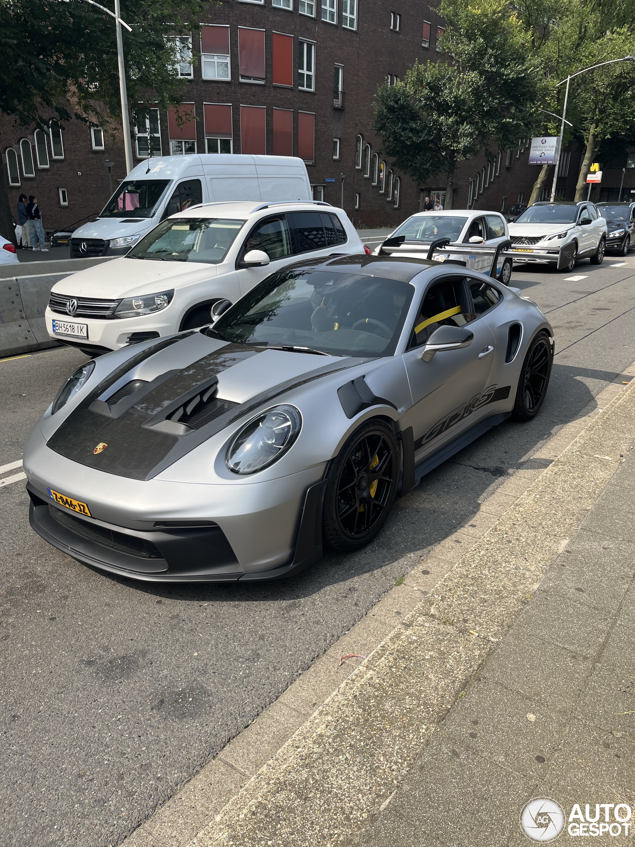 Porsche 992 GT3 RS Weissach Package