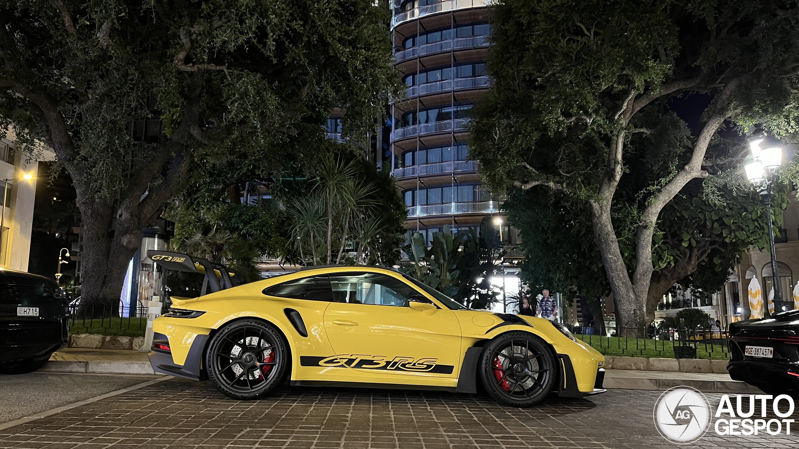 Porsche 992 GT3 RS Weissach Package