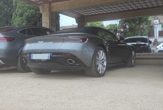 Aston Martin DB11 V8 Volante