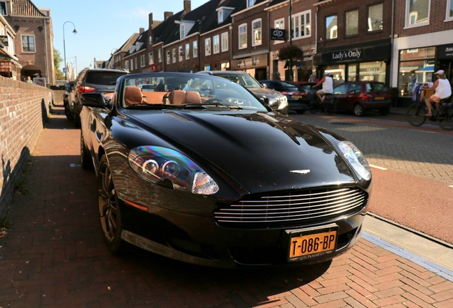 Aston Martin DB9 Volante