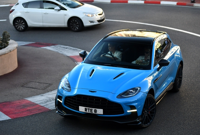 Aston Martin DBX707