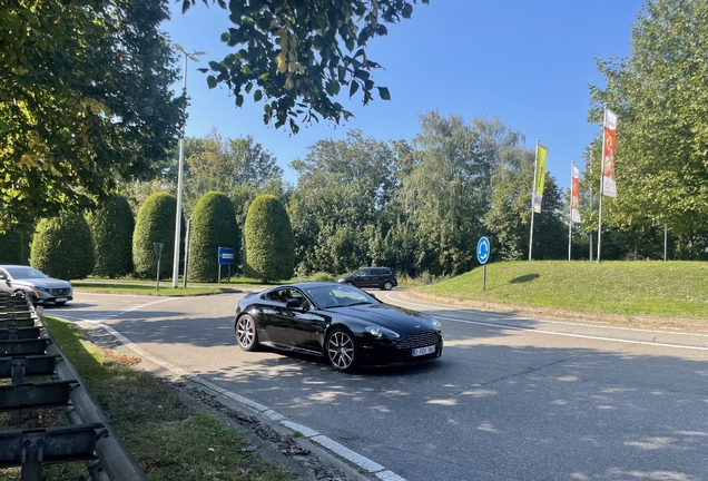 Aston Martin V8 Vantage S