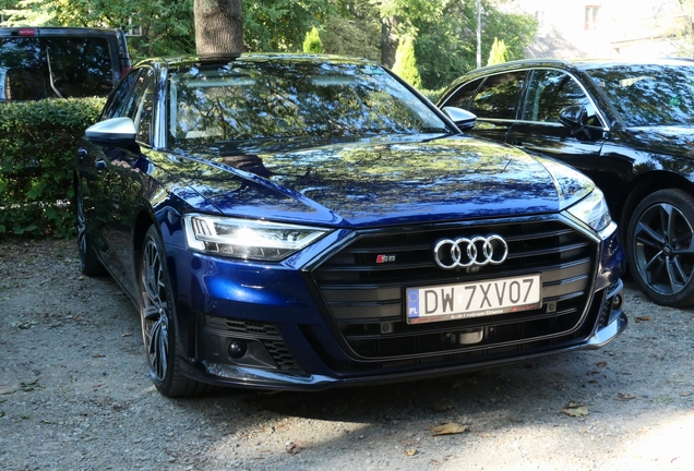 Audi S8 D5