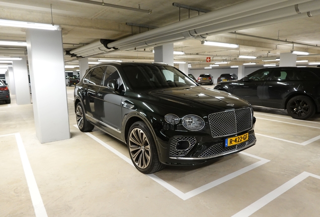 Bentley Bentayga V8 2021