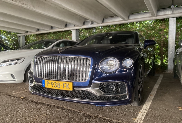 Bentley Flying Spur V8 2021