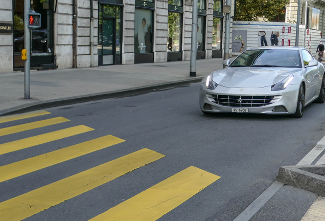 Ferrari FF