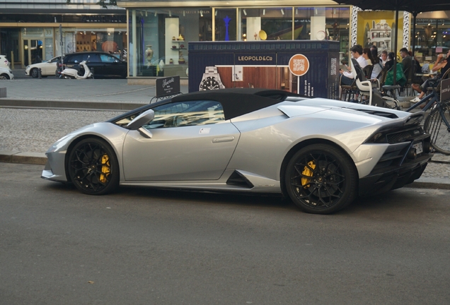 Lamborghini Huracán LP640-4 EVO Spyder