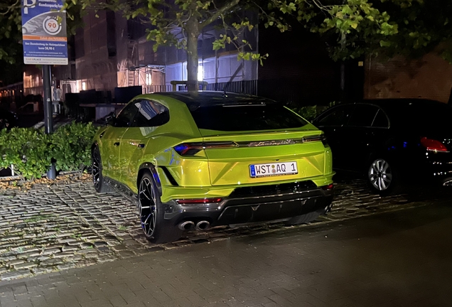 Lamborghini Urus Performante