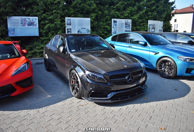 Mercedes-AMG C 63 S W205 RW Carbon