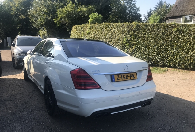 Mercedes-Benz S 63 AMG W221