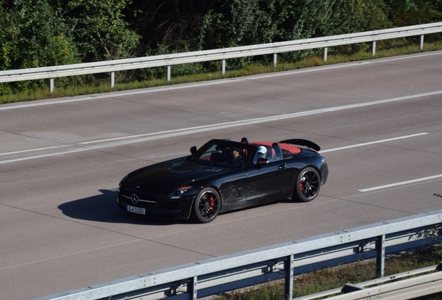 Mercedes-Benz SLS AMG GT Roadster