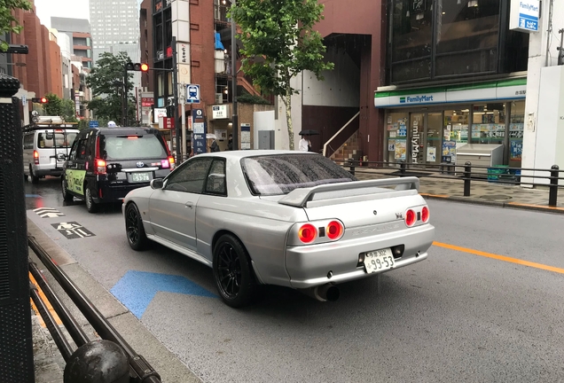 Nissan GT-R