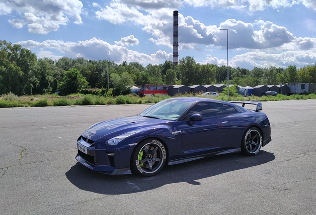 Nissan GT-R 2013