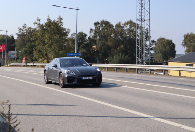 Porsche 972 Panamera Turbo E-Hybrid